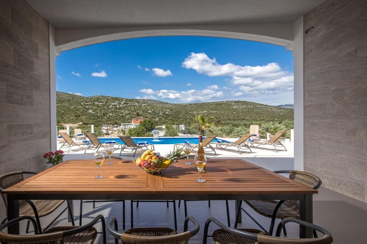 Villa Hileja Marina Buitenkant foto