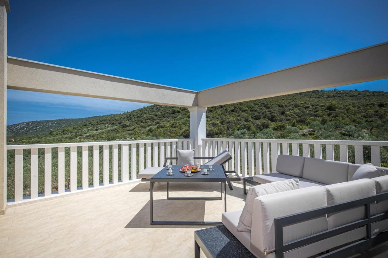 Villa Hileja Marina Buitenkant foto