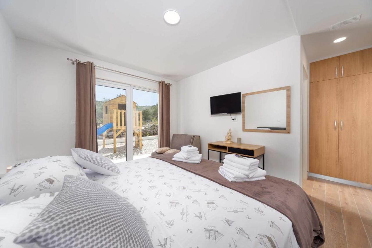 Villa Hileja Marina Buitenkant foto