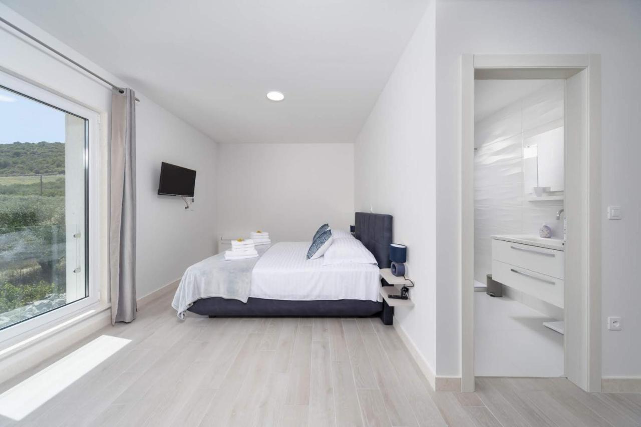 Villa Hileja Marina Buitenkant foto
